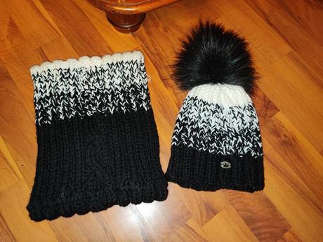 Setik čapica nákrčník, 