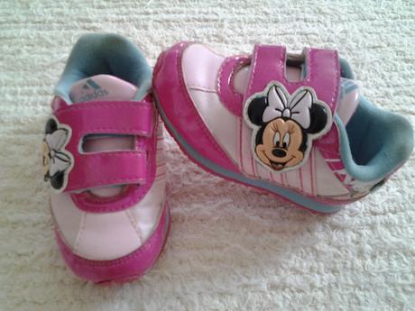 Disney tenisky minnie mause, adidas,21