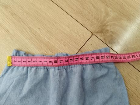 Kraťasy na plienočku, h&m,56