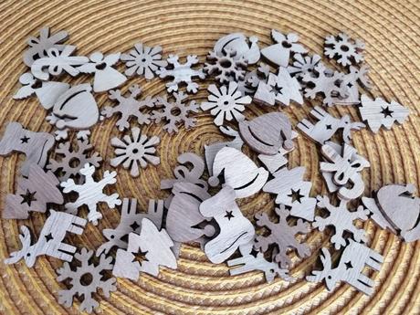 Drevené dekorácie, vianočné výrezy laserom,