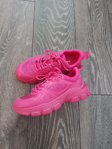 Krasne botasky, graceland,36