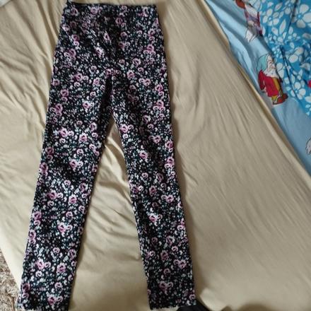 Nohavice, calzedonia,36