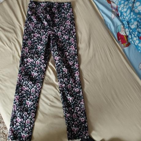 Nohavice, calzedonia,36