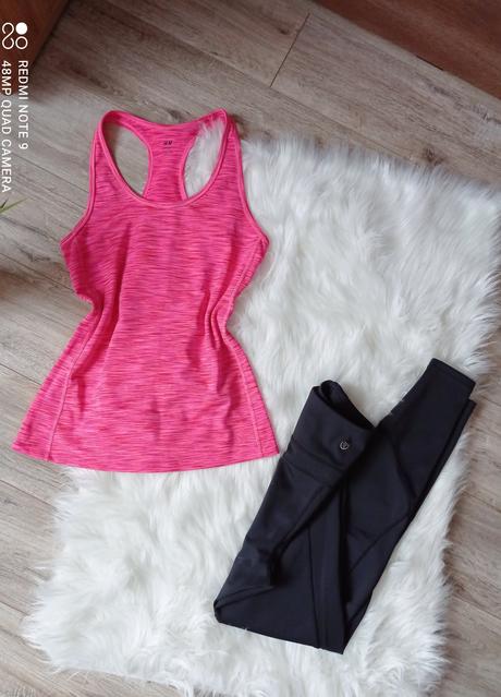 Sportove tricka damske, s