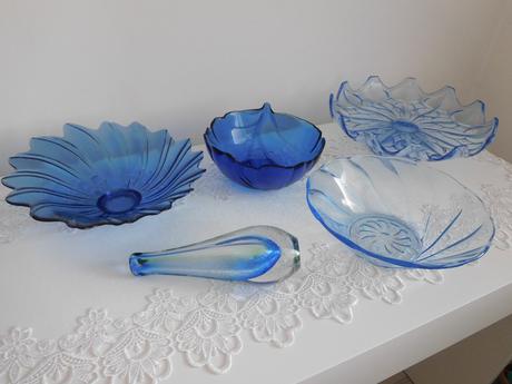 Sklo , v zeleno modrom,