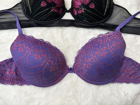 Krásne podprsenky podľa výberu 80b, intimissimi,80b