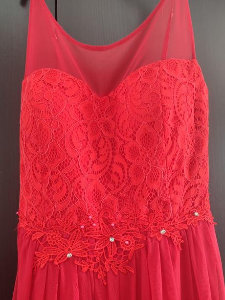 Spoločenské šaty, 