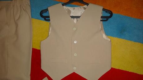 Oblečenie na 1. sväté prijímanie, 140