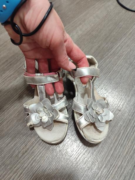 Sandálky veľ. 31, protetika,31