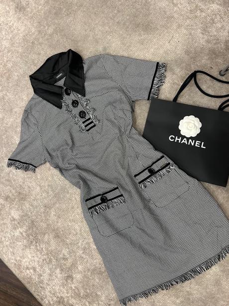Chanel šaty, s