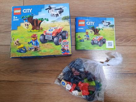 Lego city- záchranári v divočine,