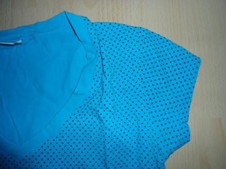 Modre tricko bodky, m