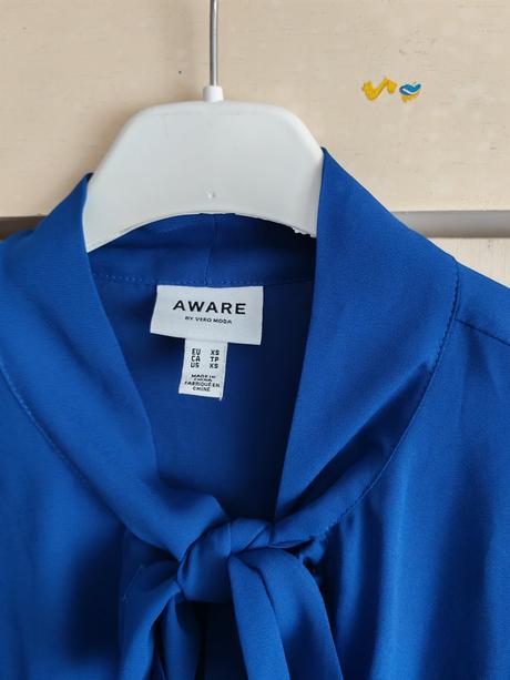 Elegantná blúzka s viazaním, xs