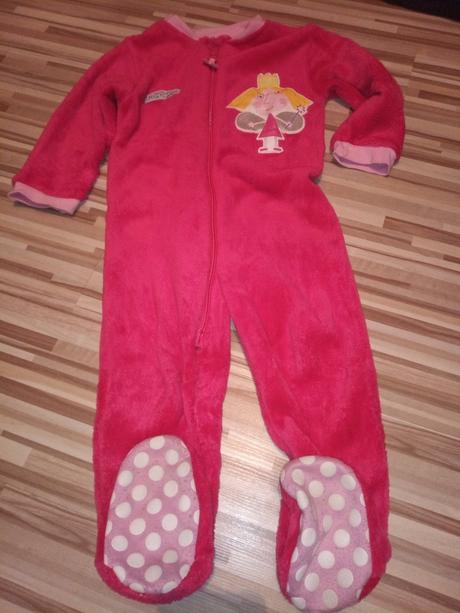 Overal na spanie, 98