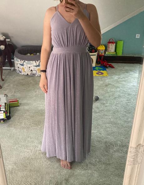 Spoločenské šaty, 38