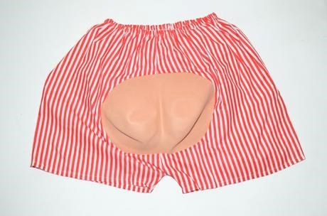 Karnevalové kraťasy "zadok" a,