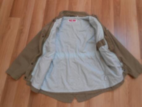 Dievčenská bunda, c&a,146