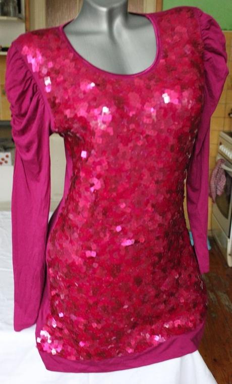 Exkluzivne leskle saty - ricarda m., m