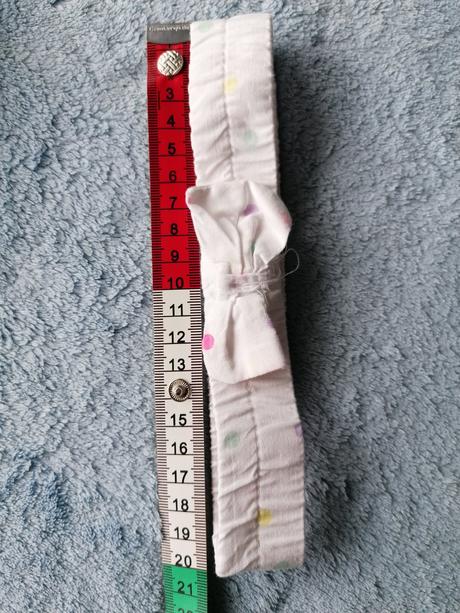 Overal s čelenkou, 80