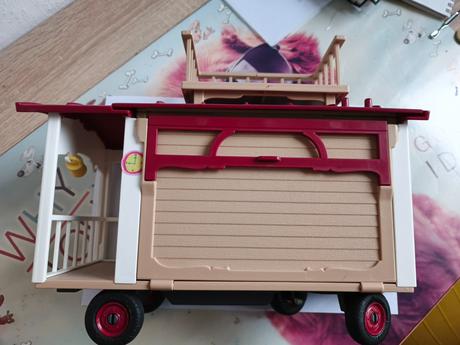Schleich karavan maringotka, 