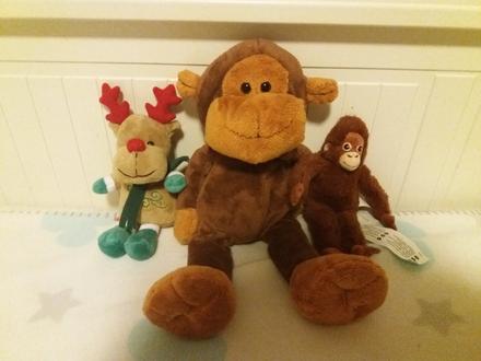 Plysove hračky opica a sob,
