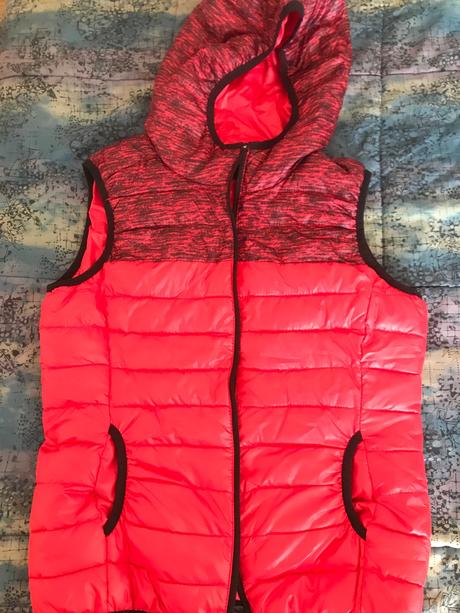 Nezateplena vesta, new yorker,s