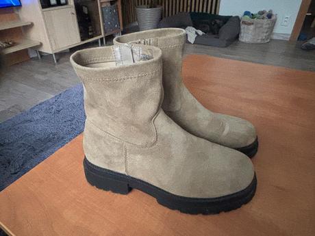 Prechodné nízke čižmy, 39