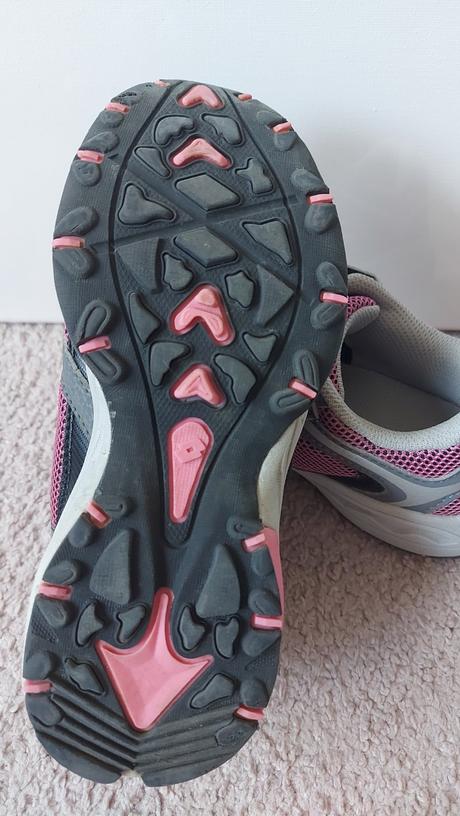 Tenisky zn.lotto č.32, lotto,32