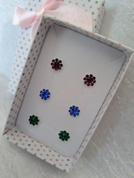 Strieborné náušnice kvietky,