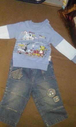 Nohavice a tričko, 74