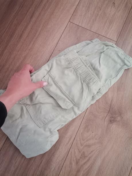 Dievčenské kapsáče, c&a,134