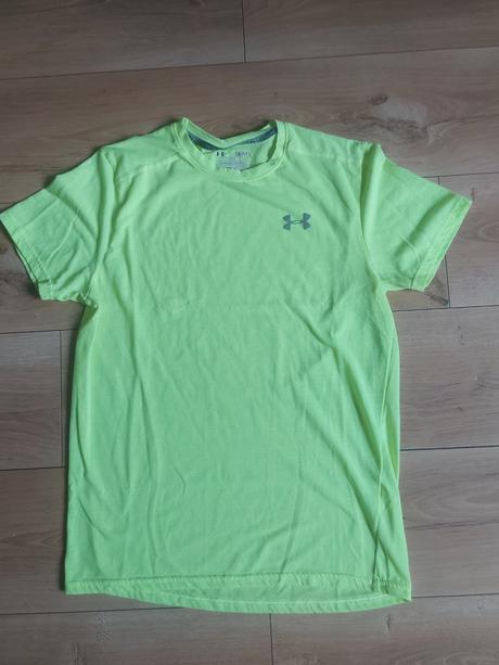 Tricka under a., under armour,s