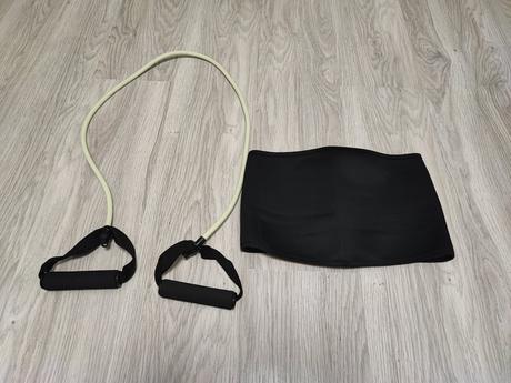 Pás na cvičenie, l