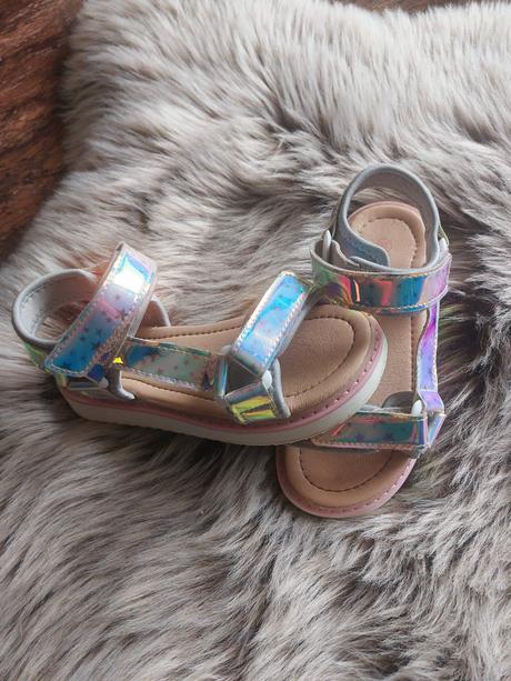 Sandálky metalické, 30