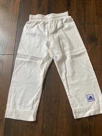 Nohavice na katare, 128