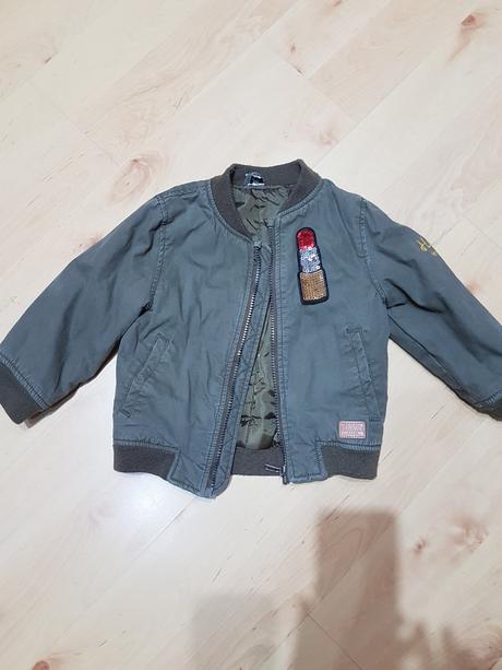 Bomberka olivova, f&f,98