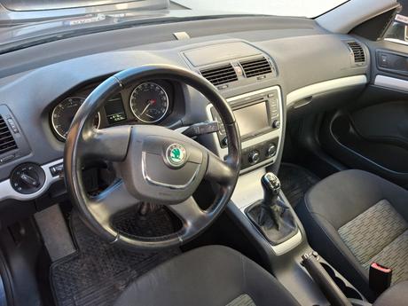 Škoda octavia r.2011, škoda