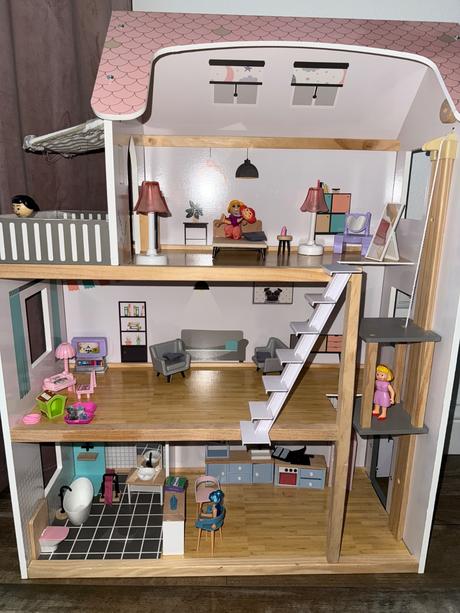 Domček pre bábiky, 