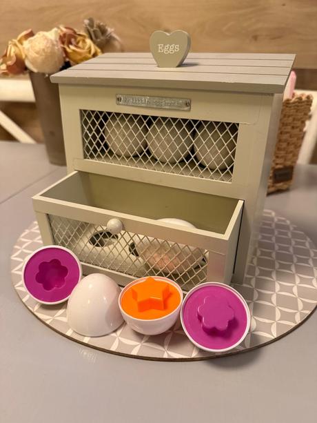 My little egg house, 