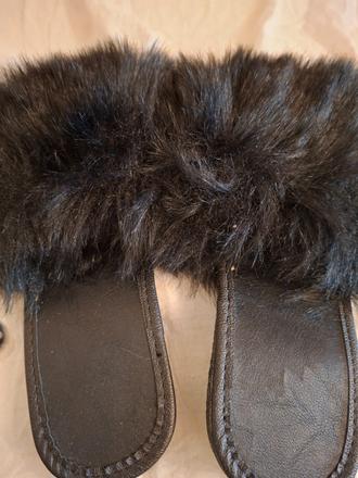 Chlpaté papuče, 39