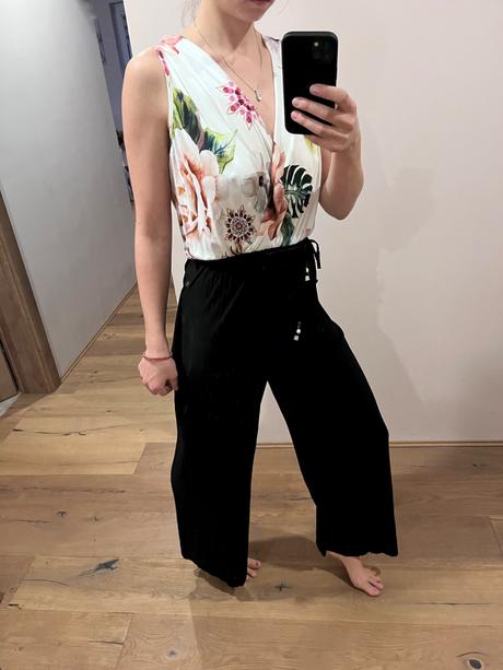 Dámsky spoločensky overal, s