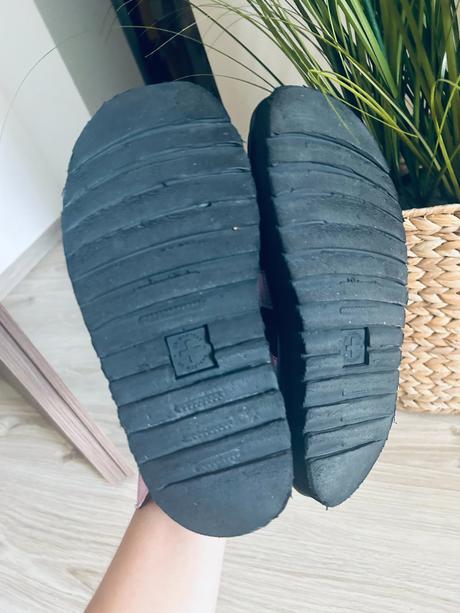 Luxusné sandále značky dr.martens, pc 120 eur, 38