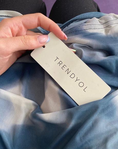 Top na jedno rameno, new yorker,s