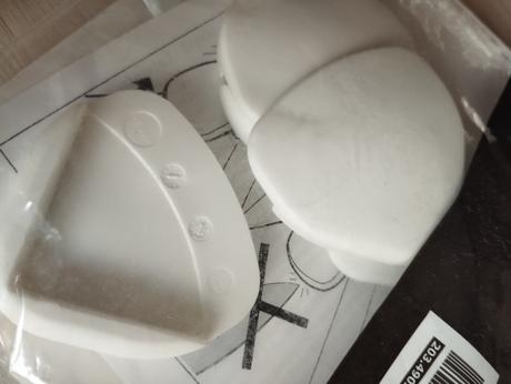 Chrániče rohov undvika, ikea