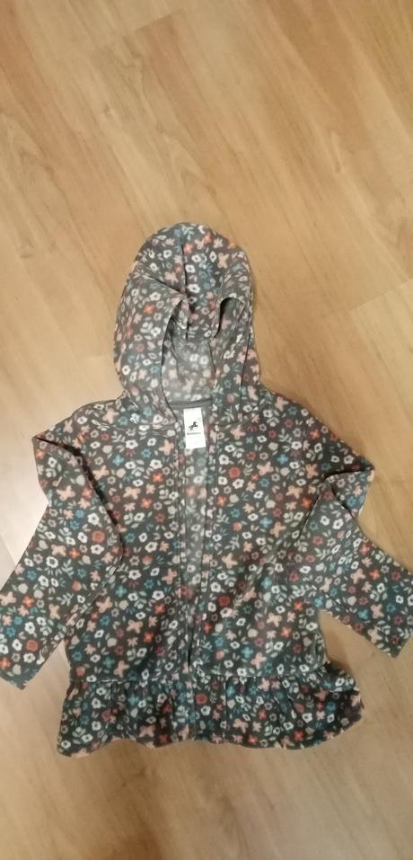 Krasna mikinka, palomino,140