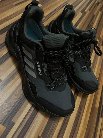 Turistické topánky, adidas,36