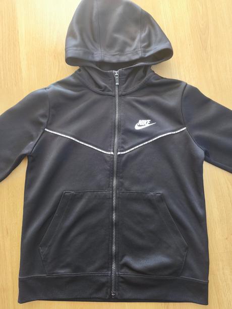 Športová, nike,140