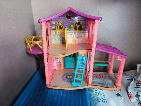 Enchantimals  bábiky ,domček  a príslušenstvo, 