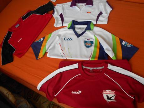 Športové tričká, 158