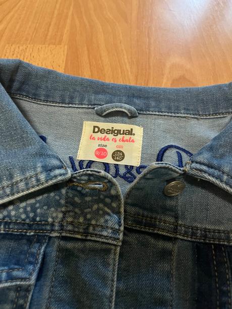 Disigual riflova bunda, 134